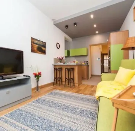 Apartament Urban Nest Apartments- Old Town Stradomska 9 *