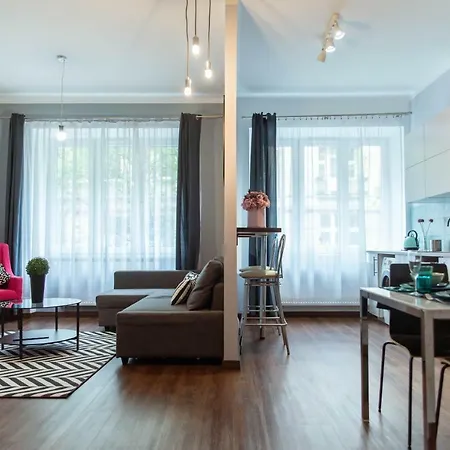 Apartment Leo Old Town