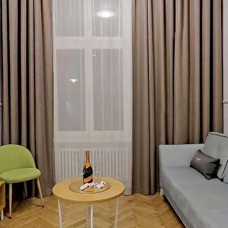Bentis Luxury * Krakau