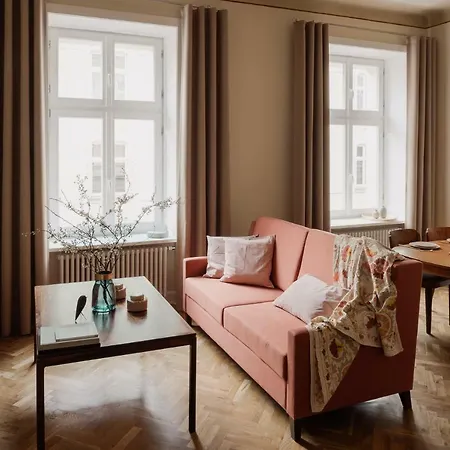 Michalowskiego 11 * Cracovia