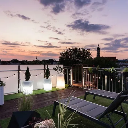Panoramic Penthouse By Max * Krakow