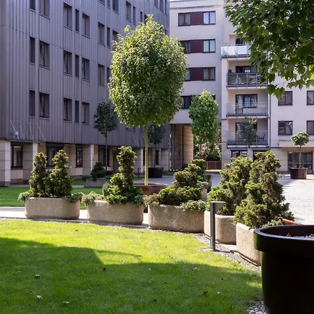 Laurelapartments *