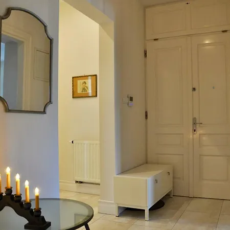 Apartment Tresor Barska