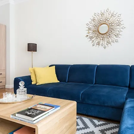 Luxe Living *