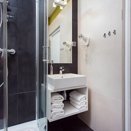 Krakow B&B Apartment *