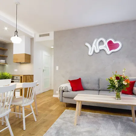 Angel Wawel Luxury By Amstra Apartment