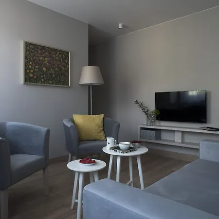 Apartment Tww - *