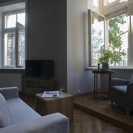Apartment Tww -
