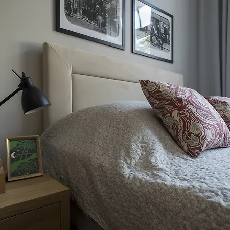 Apartment Tww - *