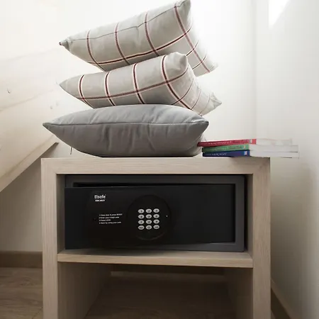 Apartment Tww - *