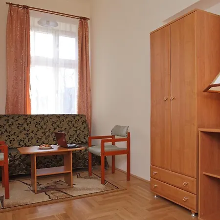 Enigma Hostal
