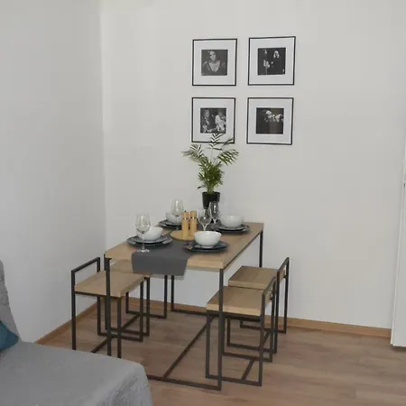 N17 Apartament *