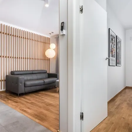 Apartment Goodhome Browar Lubicz