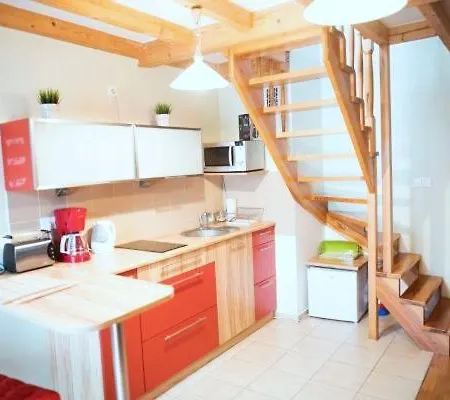Czysta 5 Old Town By Homeprime Apartment *