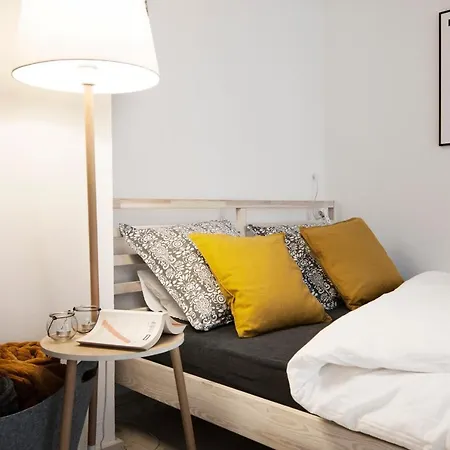 G 6.6 Apartment *