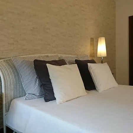 Apartment Quiet And Spacious With Garage Option
