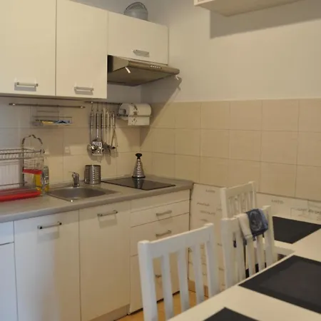 Aleja Krasińskiego 30 By Homeprime * Kraków
