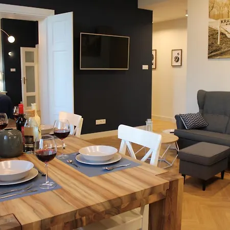 Dominican Square By Hashtag Apartament Kraków