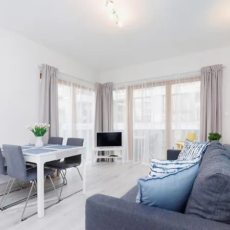 Cracow Rakowicka By Renters Apartment