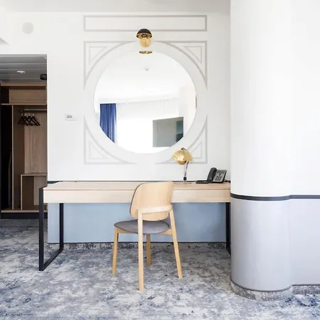 Hotel Qubus 4*