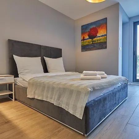 Rajska 3 By Pi Apart Otel