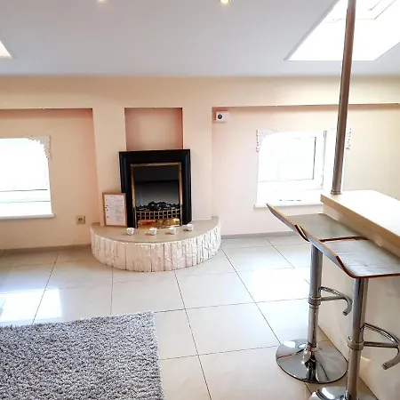 Apartament Aurora *