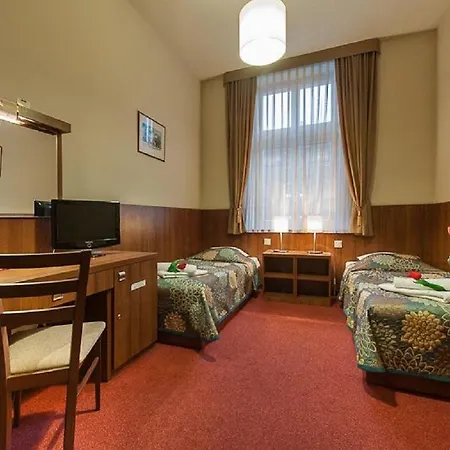 Otel Downtown 3*