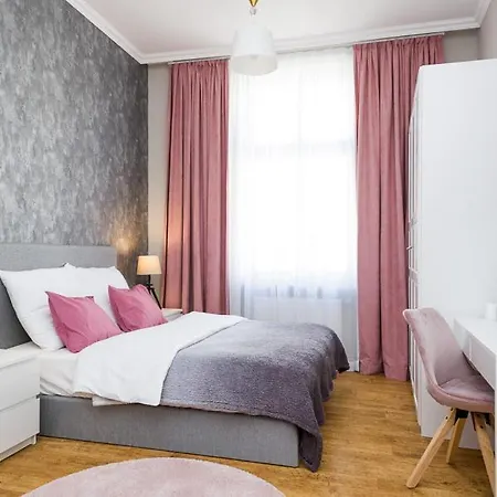 Loretanska Apartament Apartment *
