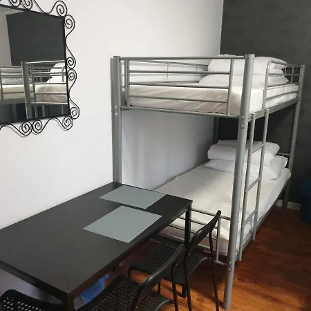Zielony Zakątek Hostel