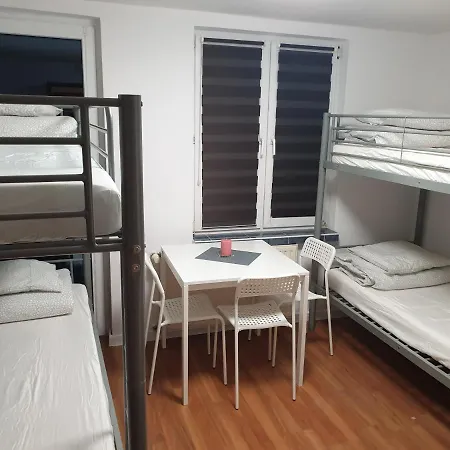 Zielony Zakątek Hostel