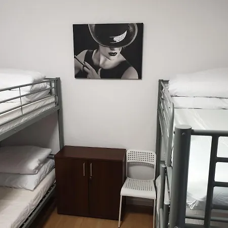 Hostel Zielony Zakątek *