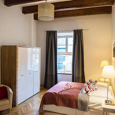Apartment Oldsmobil-aparts Krakow