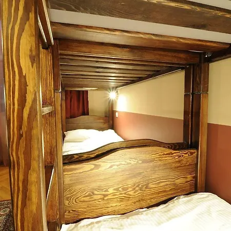 Hostel Deco *