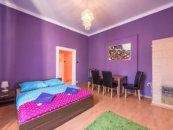 Auberge de jeunesse 70s *