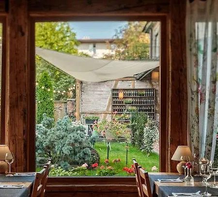 Art & Garden 3* Krakow
