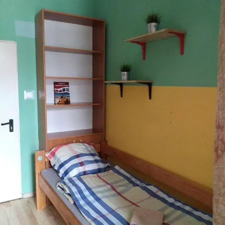 Hostel High Life