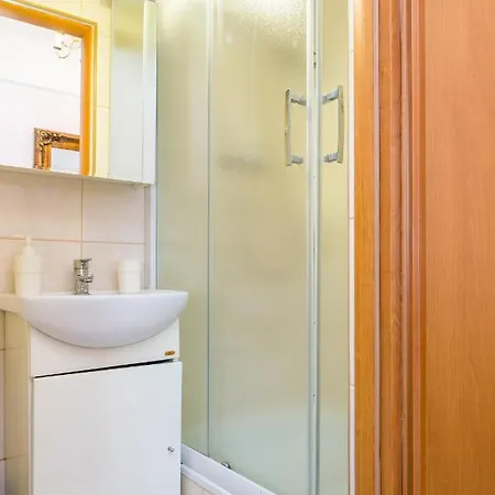 For Guests Apartment *