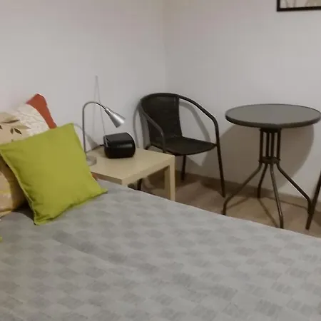 Apartment B4 *