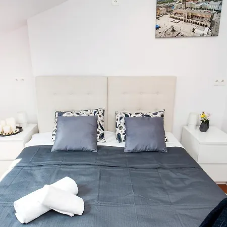 Apartment In-apart Cracow Old Town Tomasza 20 Krakow
