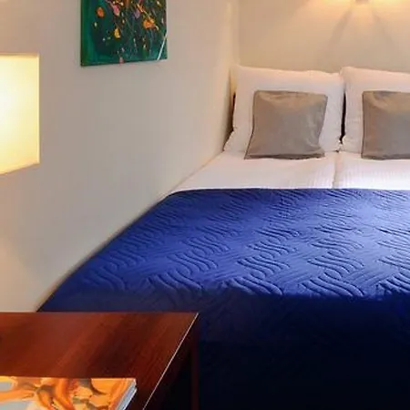 Armon Aparthotel