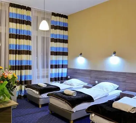 Apartment Old Town Luxe Retreat - King Bed - Steps To Main Square Krakow