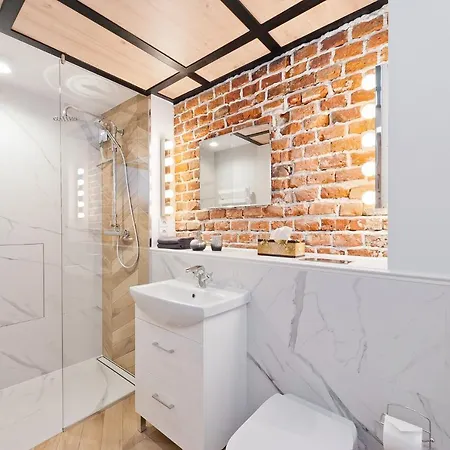 Plac Na Groblach 19 Apartament *