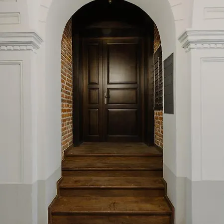 Goldfinger 3-bed Unique In The Heart Of Podgorze Apartment Krakow