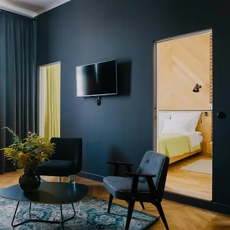 Apartment Goldfinger 3-bed Unique In The Heart Of Podgorze Krakow