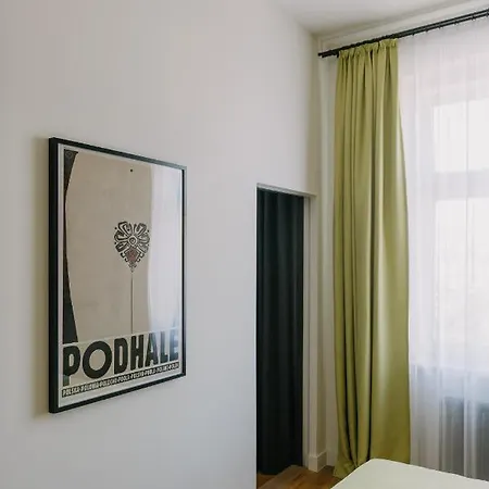Apartment Goldfinger 3-bed Unique In The Heart Of Podgorze *