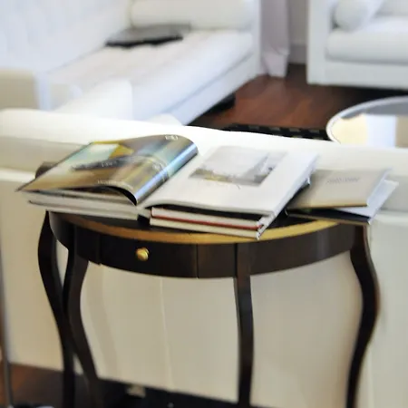Aparthotel Mondrian Luxury & Old Town