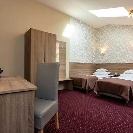 Hotel Maximum
