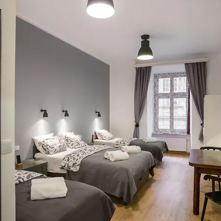 Aparthotel Goscinne Sw. Anny *