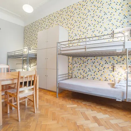 Dizzy Daisy Hostel Kraków