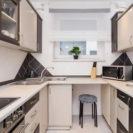 Apartment Modern Apartments Cracow Lagiewniki By Renters *